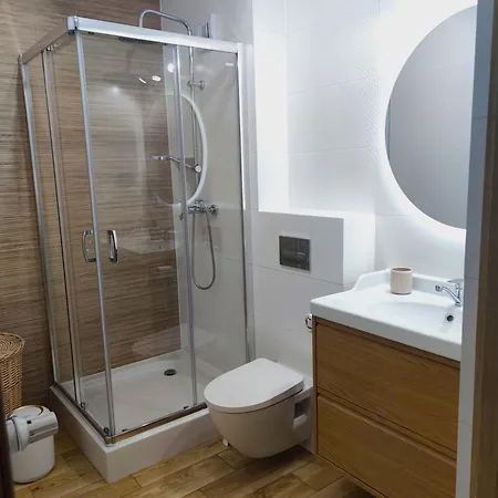 Piaskowy Z Parkingiem Zewnetrznym Kołobrzeg